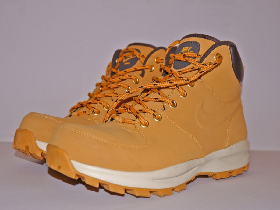nike manoa 41