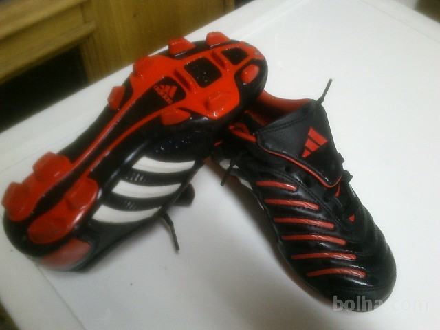 Športna obutev - čevlji za nogomet