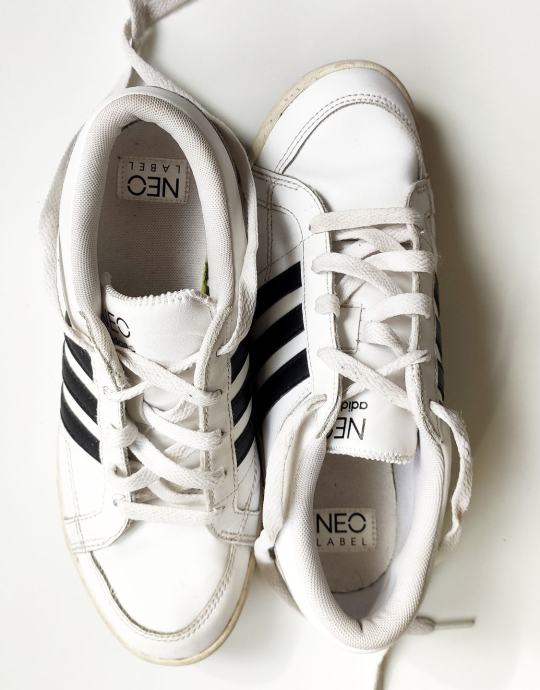 Adidas Neo 40