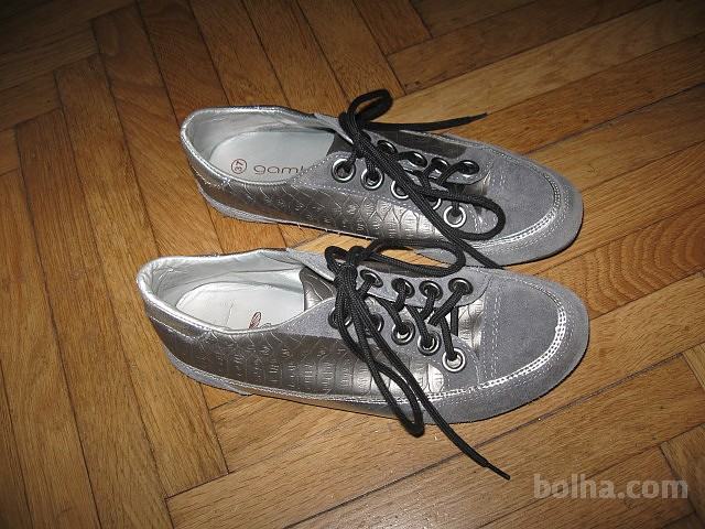 športni srebrni čevlji Gamloong št.37