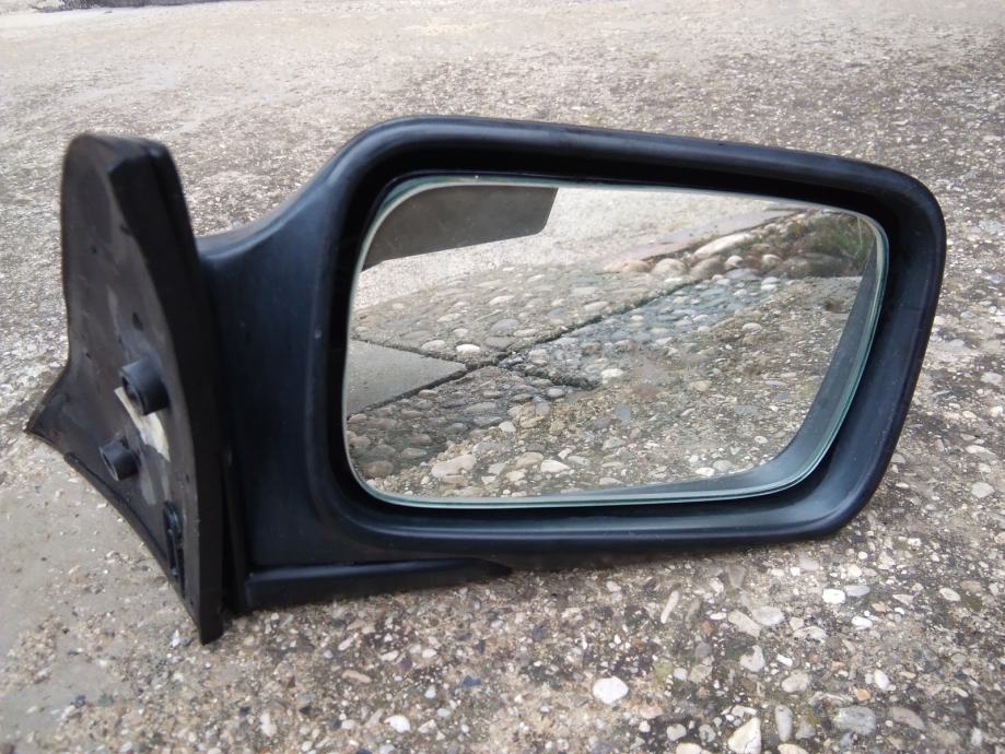 BMW e30 ogledalo
