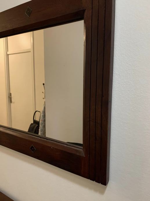 Ogledalo, okvir iz pravega lesa