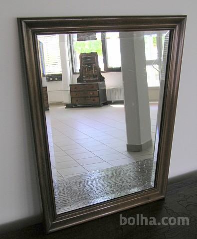 Starinsko ogledalo, bogat okvir, vintage