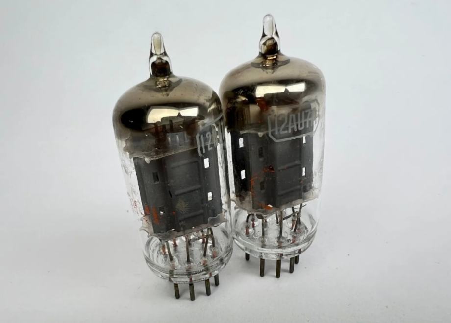 Tube Électronique RCA ECC82 / 12AU7 - NOS (New Old Stock), équilibré, Neuf Dans Sa Boîte D'origine