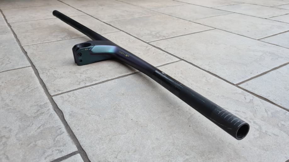 Cockpit VTT Carbone Intégré Fraser IC SL WC - Guidon + Potence 740 Mm, 20° - Compatible Avec Zoom, Garantie 3 Ans