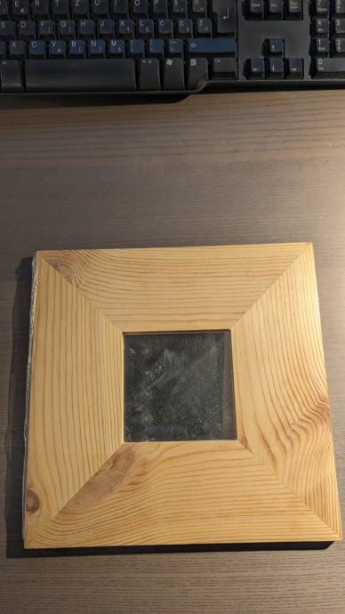 Ogledalo s širokim lesenim okvirjem (2kom)