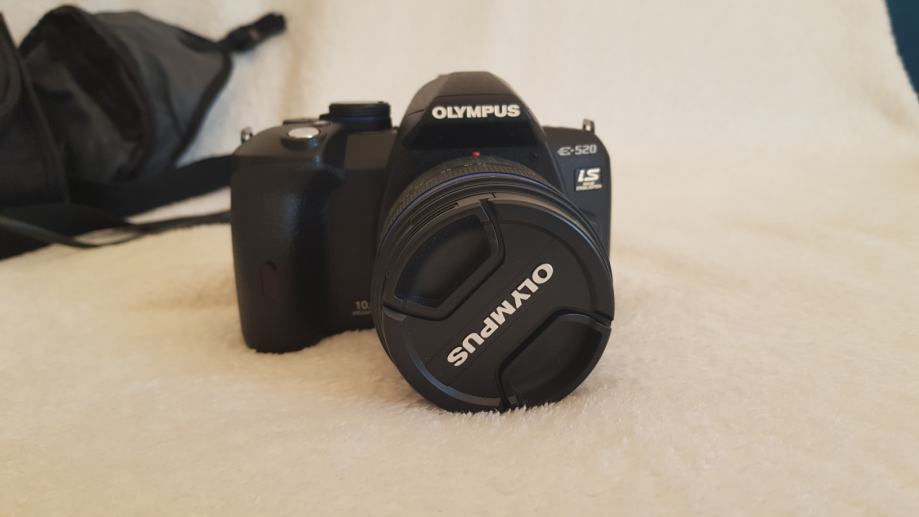 Olympus E520