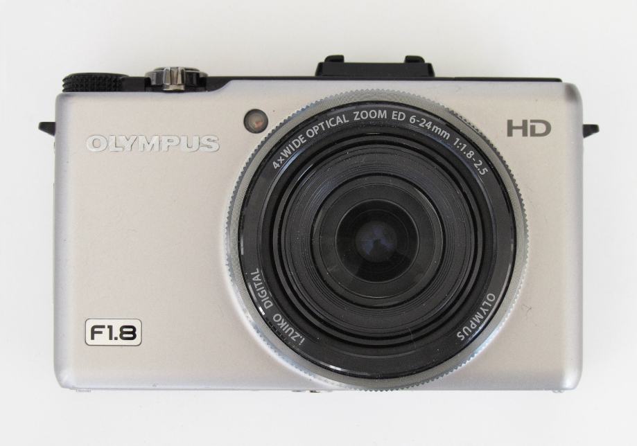 Olympus XZ1