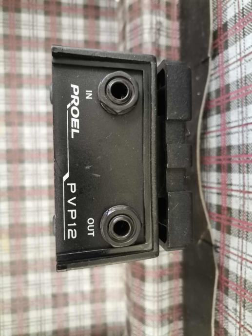 2 x kitarski overdrive distortion efekt + Volume pedal
