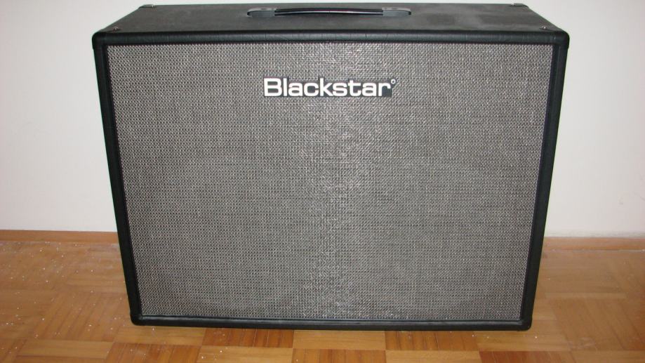 Blackstar HTV 212 MKII zvočna skrinja