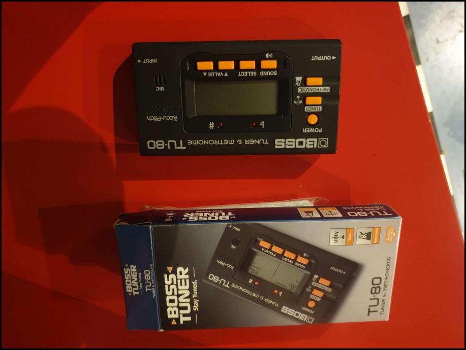 BOSS TU80 TUNER & METRONOME