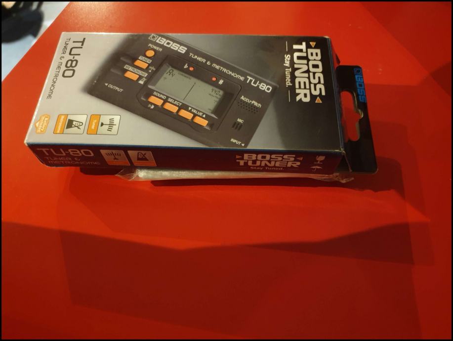 BOSS TU80 TUNER & METRONOME