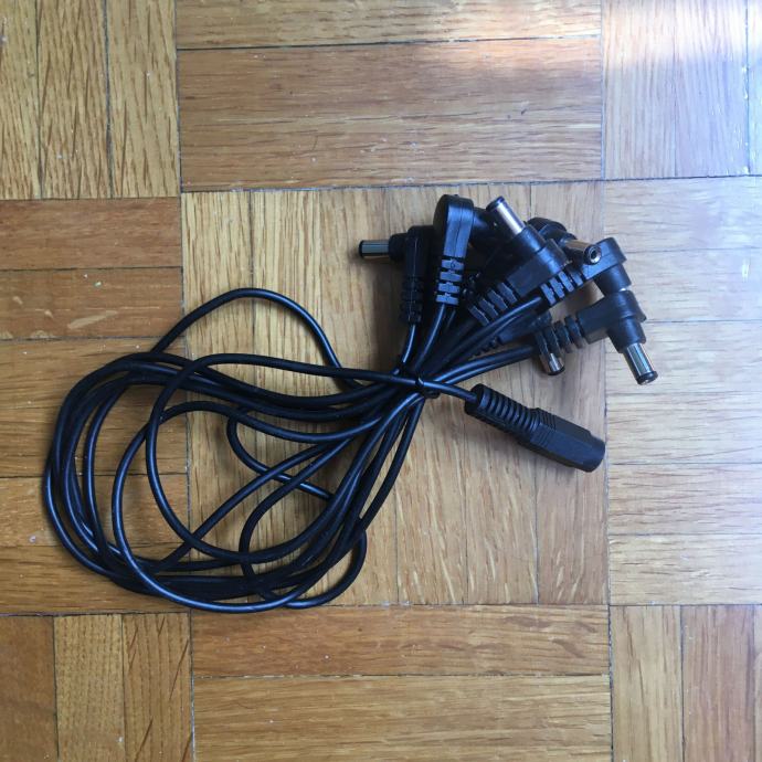 Daisy chain za pedalboard 8 konektorjev