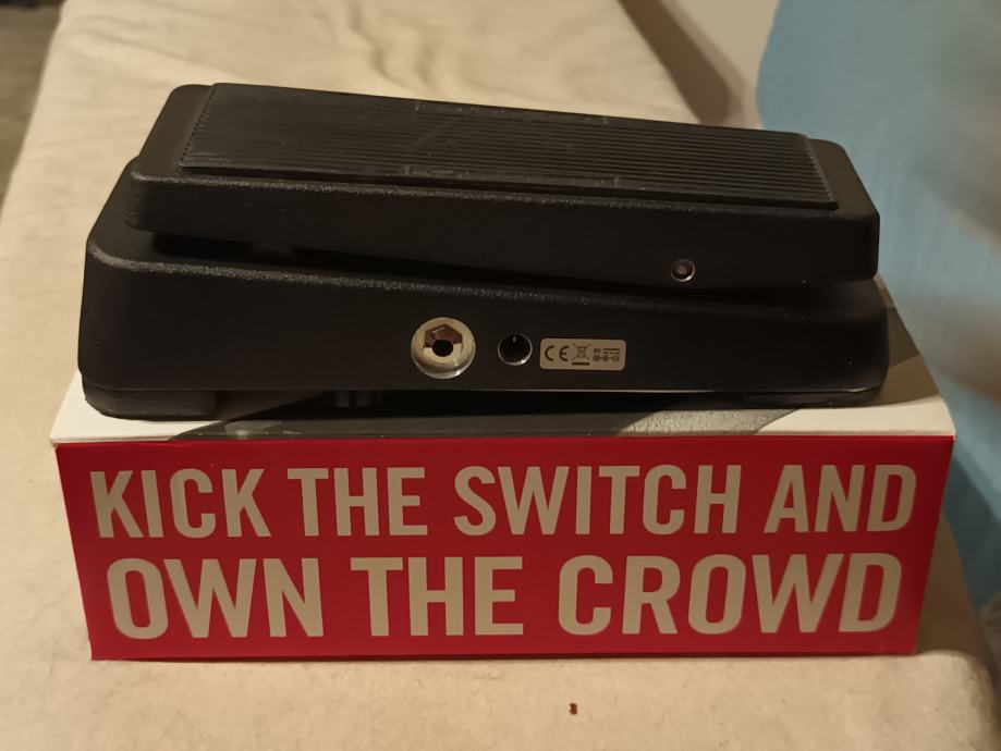 DUNLOP cry baby GCB 95 Wah Wah pedal