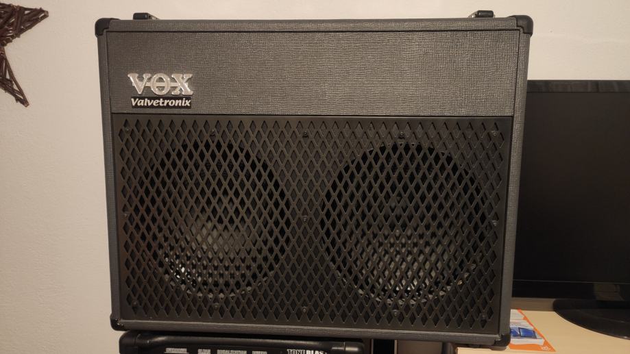 Kitarski ojačevalec Vox Valvetronix AD100VT XL