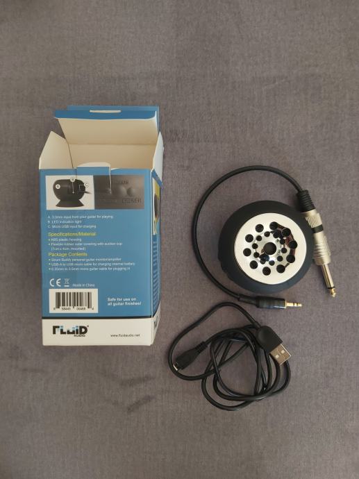 Kitarski pedal, power supply, looper in mini amp