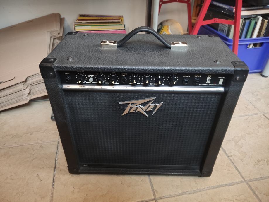 PEAVEY AUDITION 11050W GITARSKO POJAČALO ODLIČNO STANJE