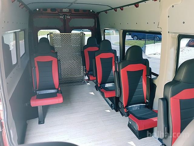 Sedež za kombinirana vozila- invalidska vozila -minibus