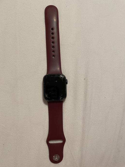 Apple watch serija 4 40mm