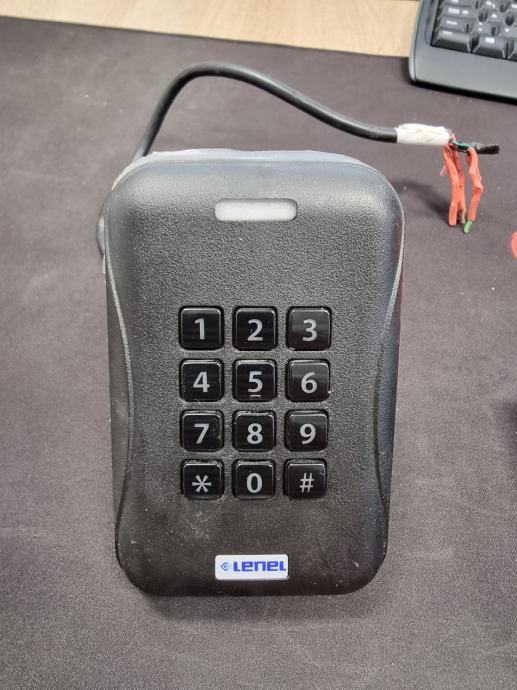 Multitechnology card reader with keypad Lenel MTK15