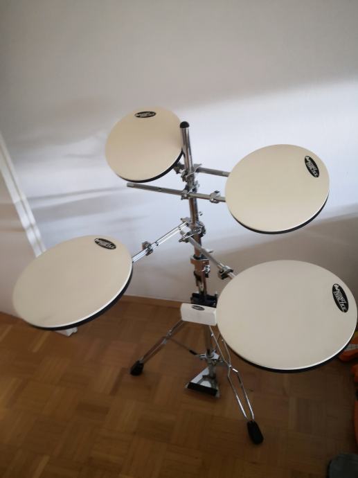 DW (Drum Workshop) Go anywhere practise kit (set za vajo bobnov)