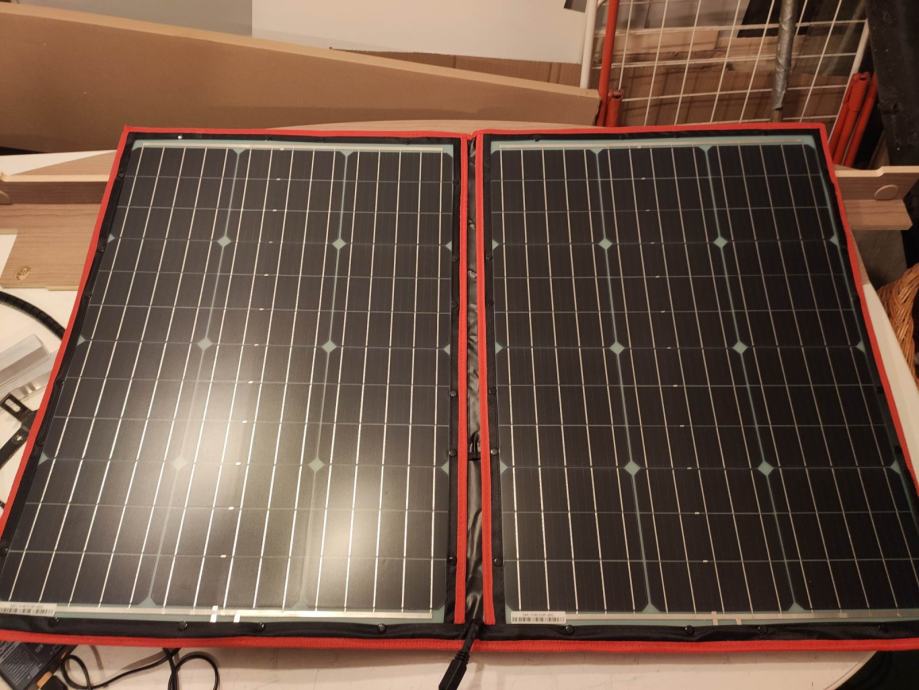 Prenosni zložljiv solarni panel 100 W, NOV