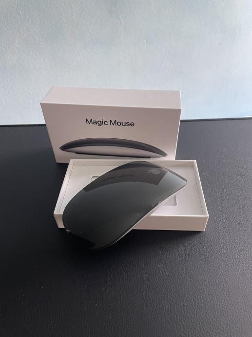 Apple Magic Mouse - Multi-Touch Surface (črna)