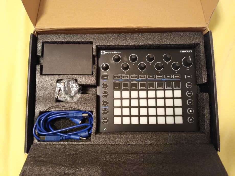 Novation Circuit Groove Box (Drum Machine, Synth)