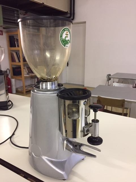 mlinček za kavo MAZZER LUIGI SUPER JOLLY MAN