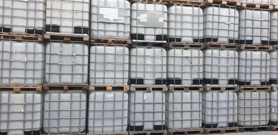 Rabljeni IBC kontejnerji 1000l