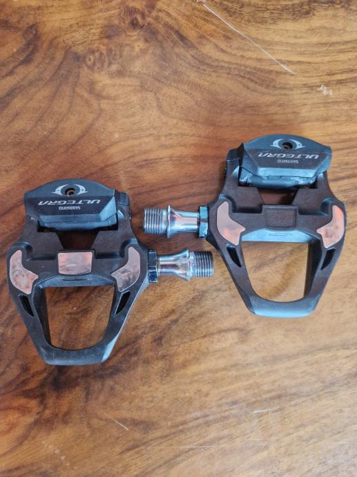 Pedali Shimano Ultegra R8000 SPD-SL - Con Tacchette SM