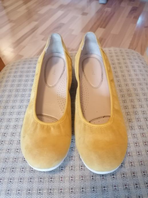 Ženski čevlji a polno peto, rumeni, št. 40