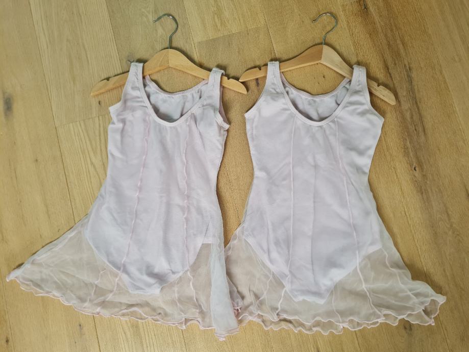 Baletni dres za dvojčici velikost 122-128