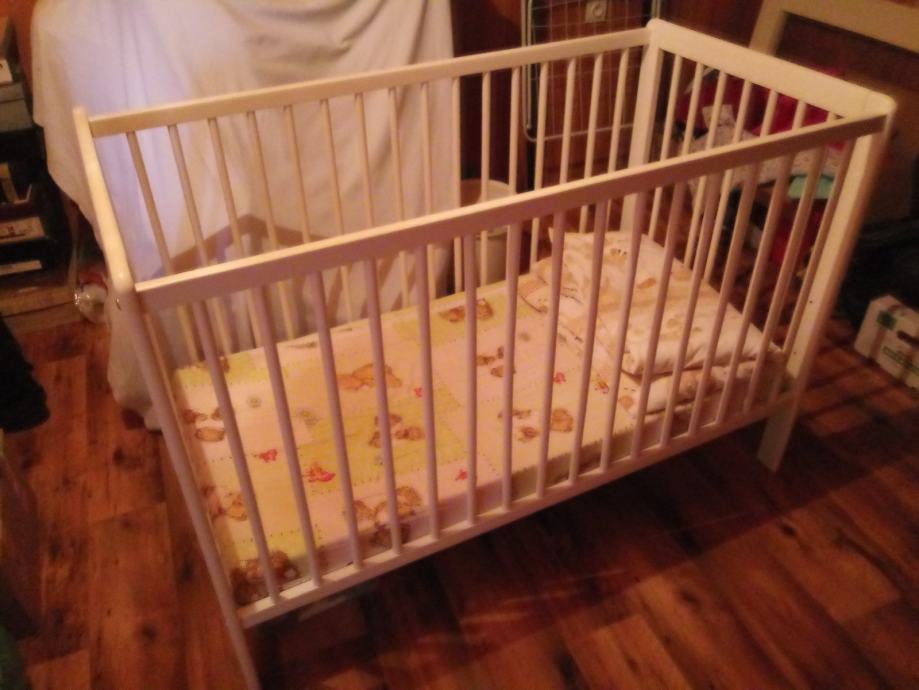 Otroška posteljica + posteljnina