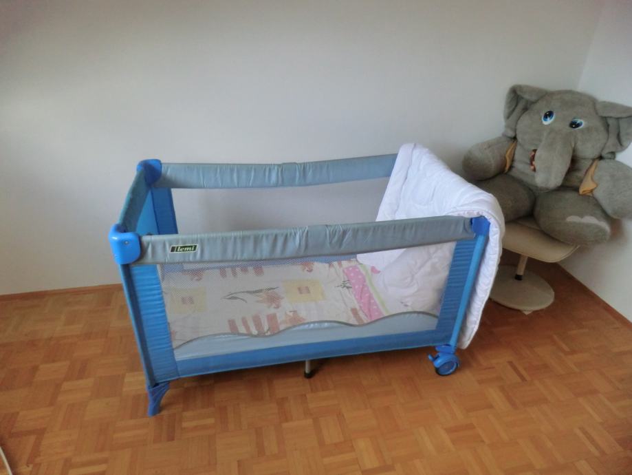 Otroška prenosna postelja