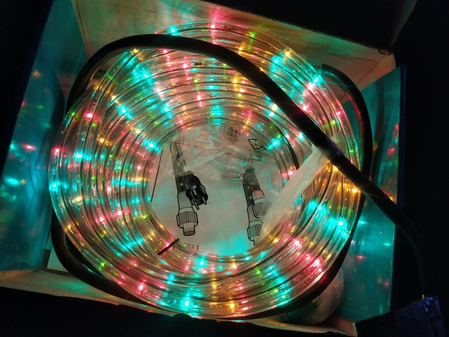 Okrasne božične lučke v cevi - LED