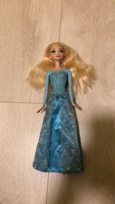 barbie ( Elsa )