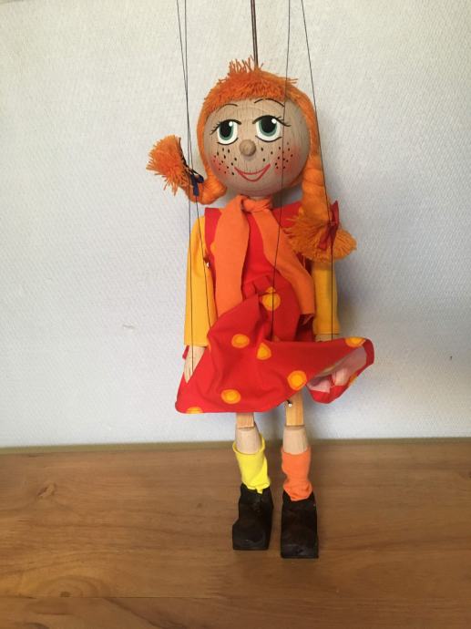 Marioneta Pika Nogavička
