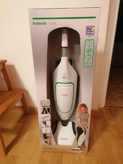 Komplet meseca - Maj