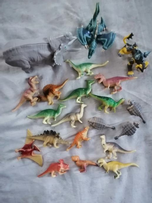 Prodam igrače dinozavre