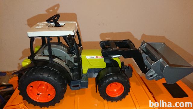 Traktor NECTIS 267F