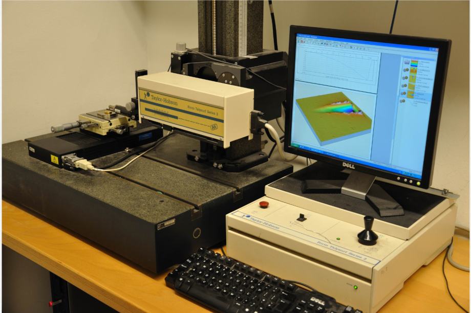 Profilometer TalySurf 2 hrapavost