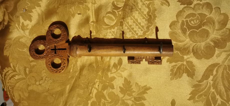 Lesen obešalnik-ključ