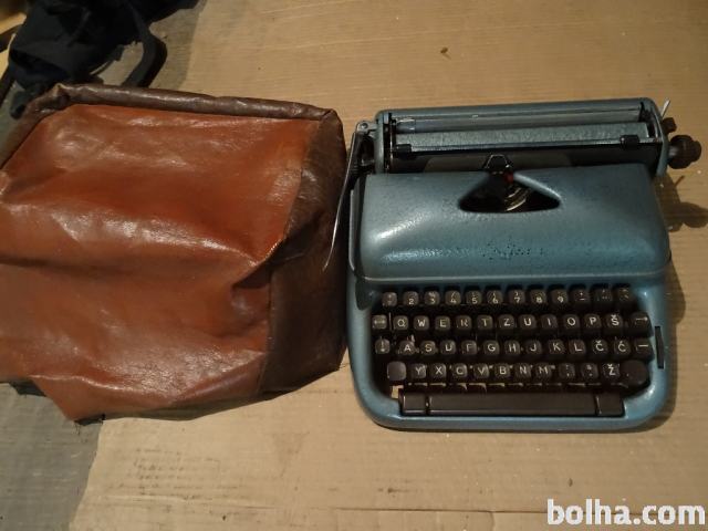 Starinski pisalni stroj