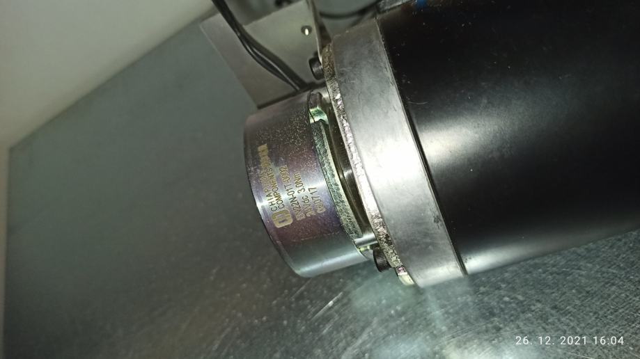 Motor 24v dc z reduktorjem in zavoro