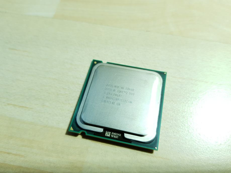 Intel core 2 duo E8400 3.0Ghz procesor lga775 + hladilnik