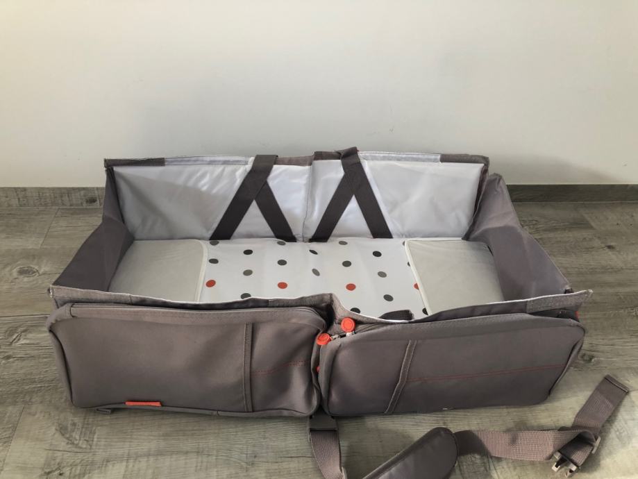 Torba - postelja za dojenčka deltab