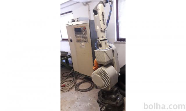 Industrijski robot Manutec r15 (robotska roka)