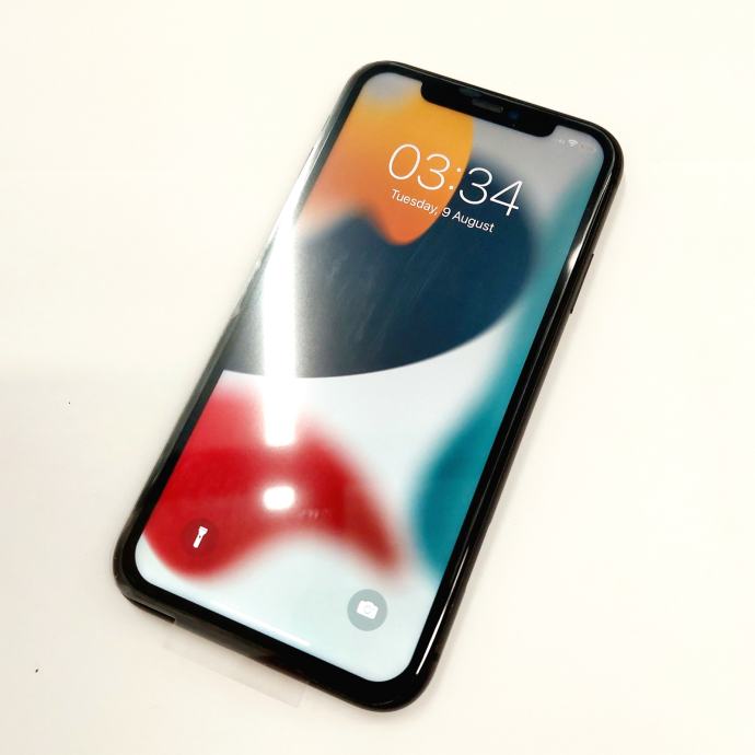 (7537) Remade iPhone 11 64GB
