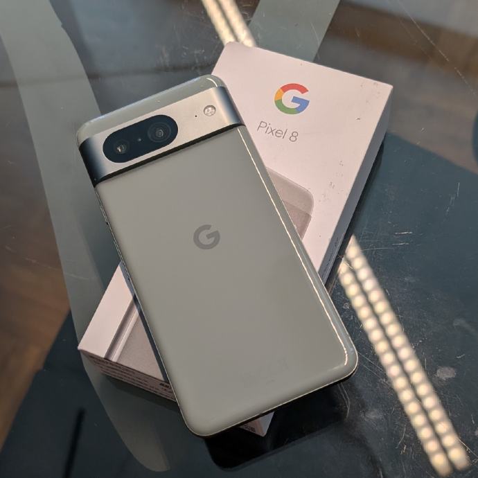 Google Pixel 8 5G Dual SIM pametni telefon